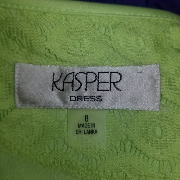 Kaspar Spring Green Crochet Lace Dress with Belt 8 - Picture 8 of 8